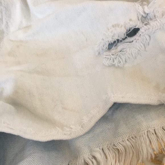 FINAL MARKDOWN RUE 21 distressed shorts (10) - Picture 2 of 5